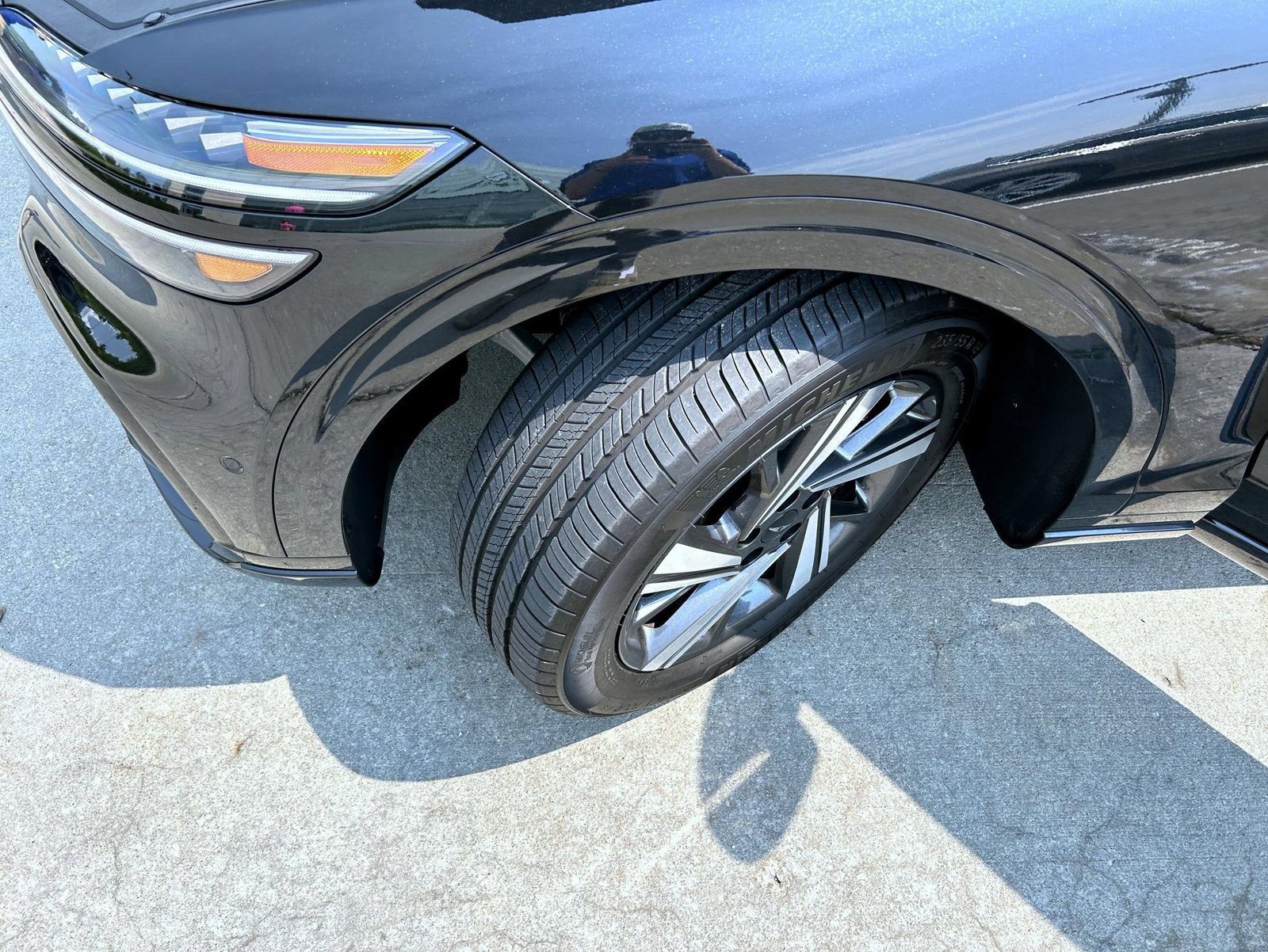 Certified 2026 Genesis GV70 3.5T Sport Advanced AWD/4WD image 23
