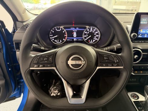 Used 2024 Nissan Sentra SV FWD image 16