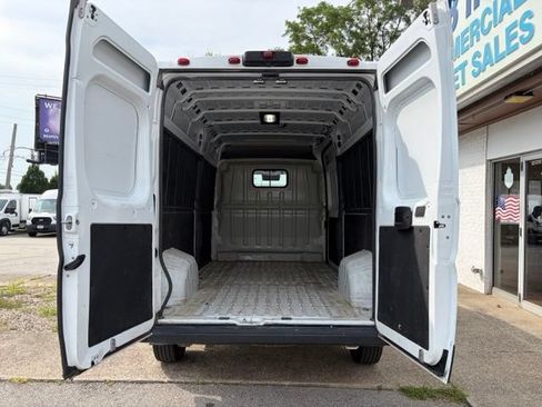 Used 2025 RAM ProMaster 3500 w/ Convenience Group FWD image 6