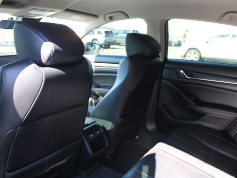 Used 2021 Honda Accord Sport Special Edition image 16