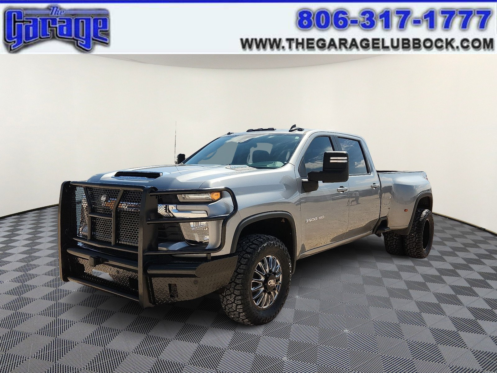 Used 2025 Chevrolet Silverado 3500 LT AWD/4WD image 1