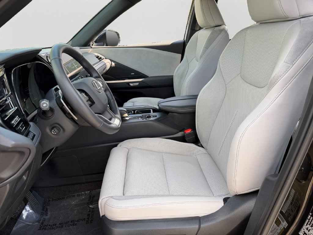 Certified 2026 Lexus TX 350 AWD w/ Technology Package image 17