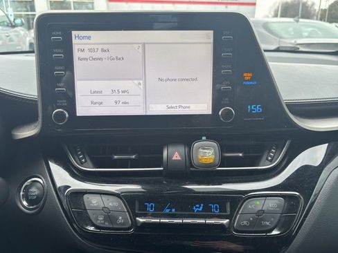 Used 2019 Toyota C-HR XLE image 8