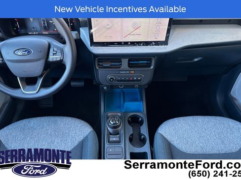 Used 2025 Ford Maverick XLT image 14