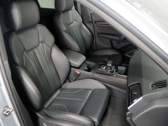 Used 2023 Audi Q5 2.0T Premium Plus Sportback w/ Premium Plus Package AWD/4WD image 2
