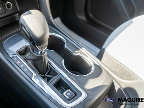 Used 2024 Chevrolet Equinox LS w/ LS Convenience Package FWD image 28