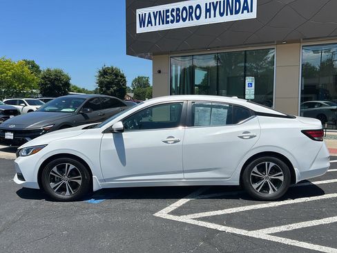 Used 2023 Nissan Sentra SV w/ All-Weather Package FWD image 4