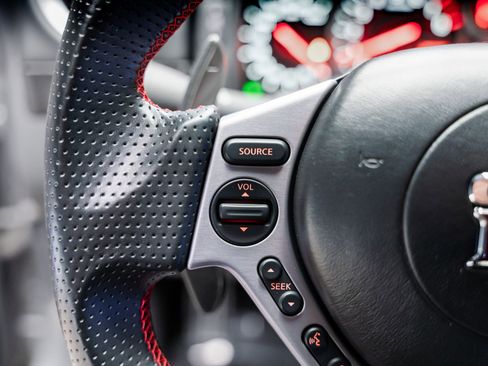 Used 2009 Nissan GT-R Premium AWD/4WD image 47