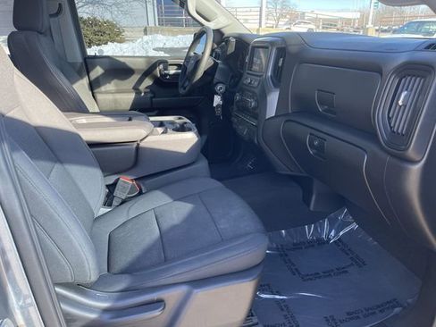 Used 2021 Chevrolet Silverado 1500 Custom image 17