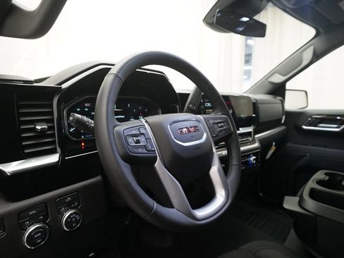 Used 2026 GMC Sierra 1500 Elevation AWD/4WD image 8