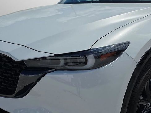 Used 2024 MAZDA CX-5 Carbon Edition image 13