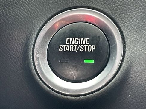 Used 2020 GMC Terrain SLT w/ Preferred Package FWD image 21