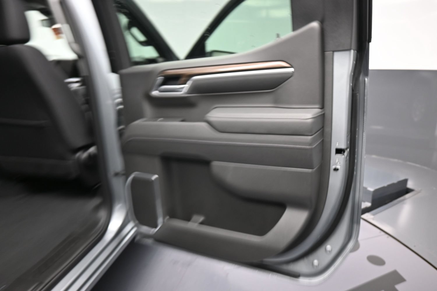 New 2026 Chevrolet Silverado 1500 RST w/ Safety Package AWD/4WD image 32