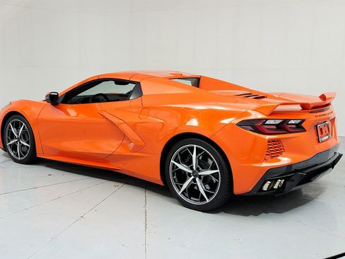 Certified 2021 Chevrolet Corvette Stingray Premium Conv w/ Z51 Performance Package RWD image 3