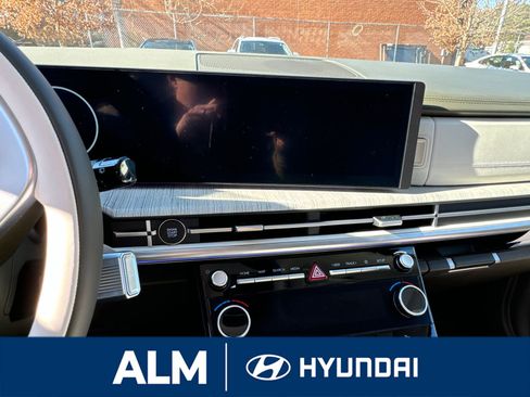 New 2025 Hyundai Santa Fe Calligraphy image 12