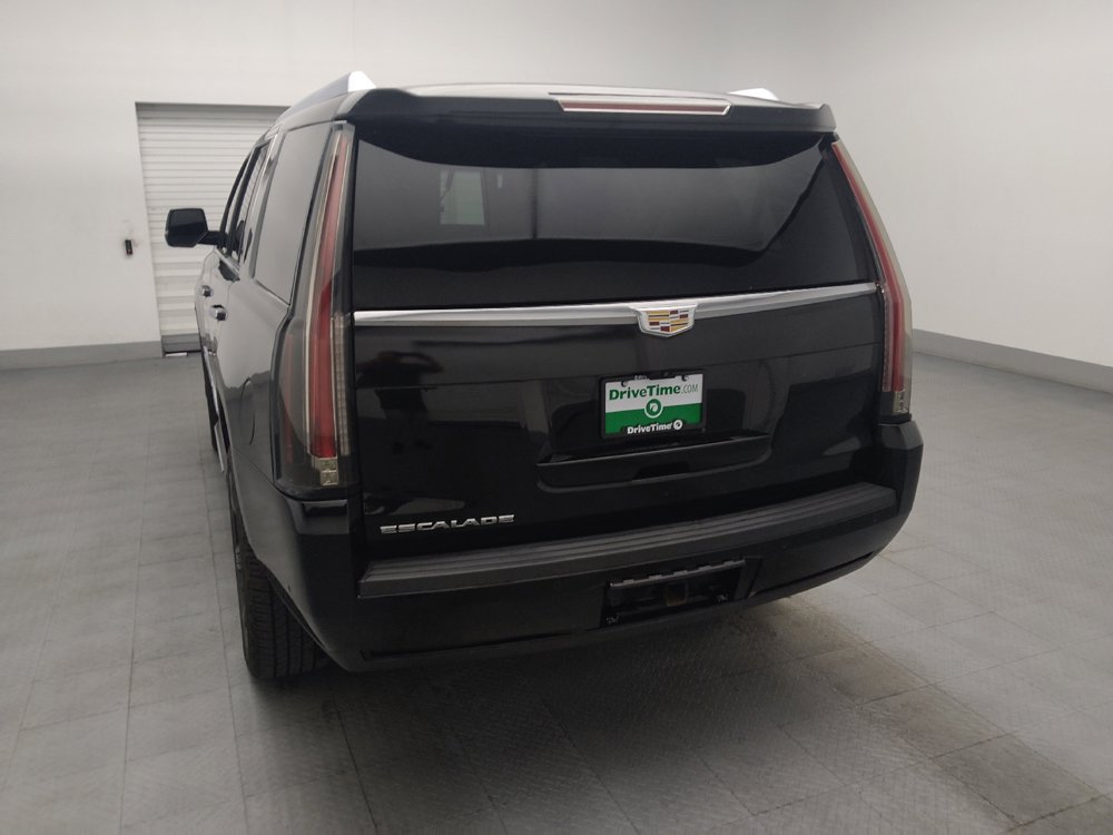 Used 2020 Cadillac Escalade Luxury RWD image 6