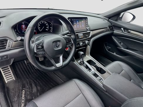 Used 2019 Honda Accord Sport image 7