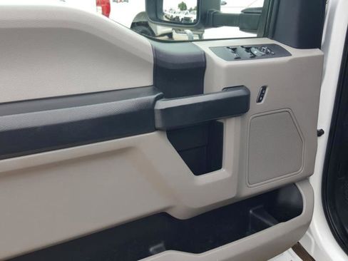 Used 2018 Ford F350 XL w/ Power Equipment Group AWD/4WD image 22