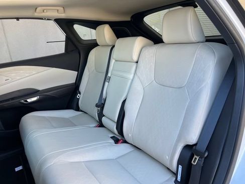 Used 2025 Lexus RX 350 w/ Convenience Package AWD/4WD image 43