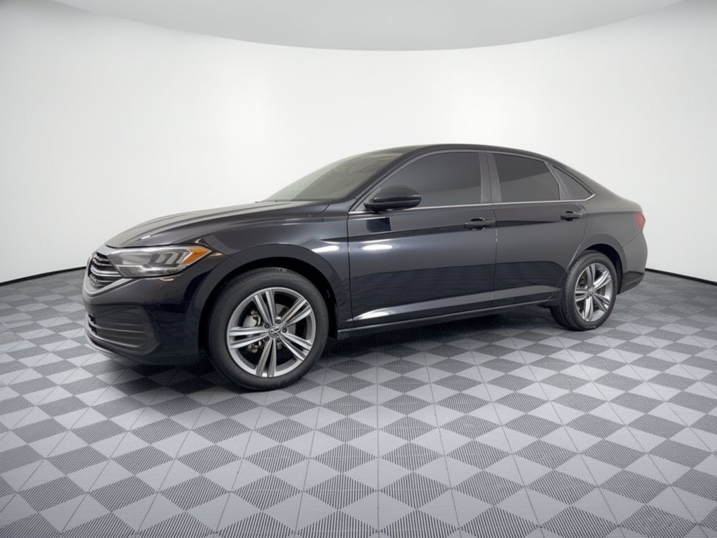 Used 2023 Volkswagen Jetta SE FWD image 2