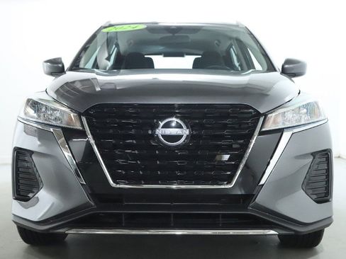 Certified 2024 Nissan Kicks SV image 7