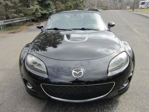 Used 2011 MAZDA MX-5 Miata Grand Touring w/ Premium Pkg image 26