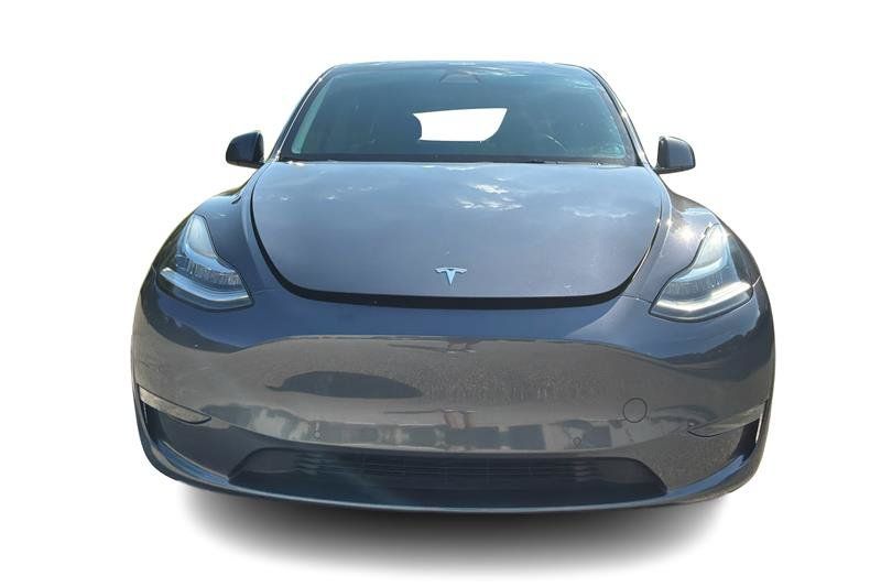 Used 2022 Tesla Model Y Long Range AWD/4WD image 24