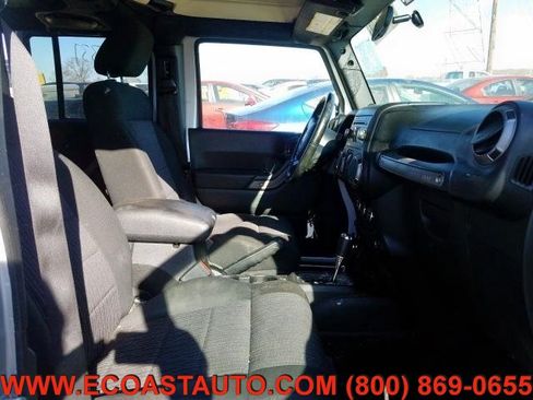 Used 2011 Jeep Wrangler Unlimited Sport image 5