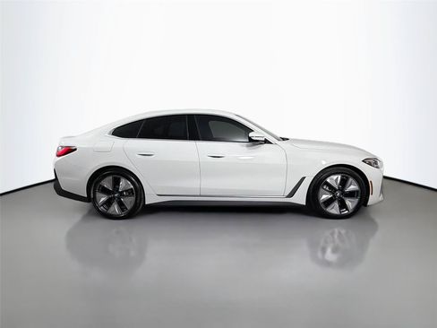 New 2026 BMW i4 xDrive40i AWD/4WD image 7
