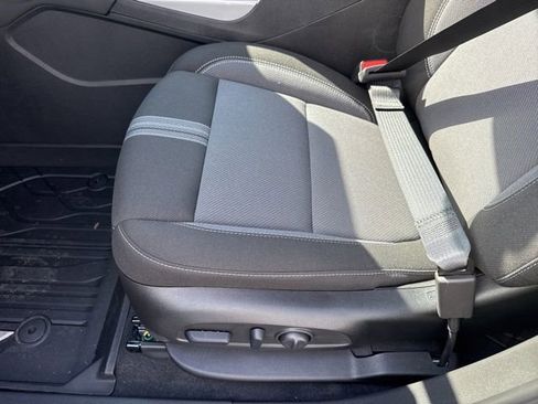 New 2025 Chevrolet Blazer LT w/ Convenience Package image 10