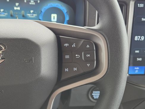 New 2025 Ford Bronco Base image 24