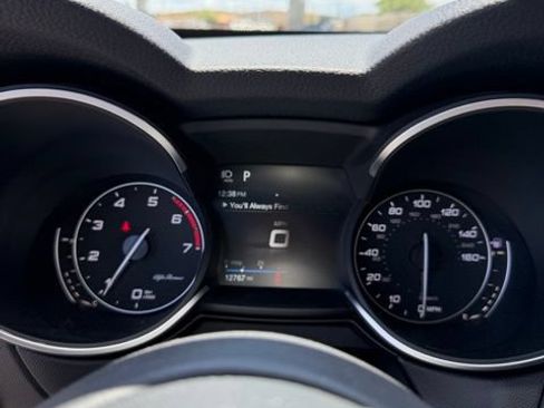 Used 2018 Alfa Romeo Stelvio Ti Sport AWD/4WD image 16