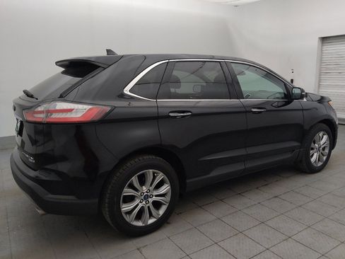 Used 2019 Ford Edge Titanium w/ Cold Weather Package AWD/4WD image 10