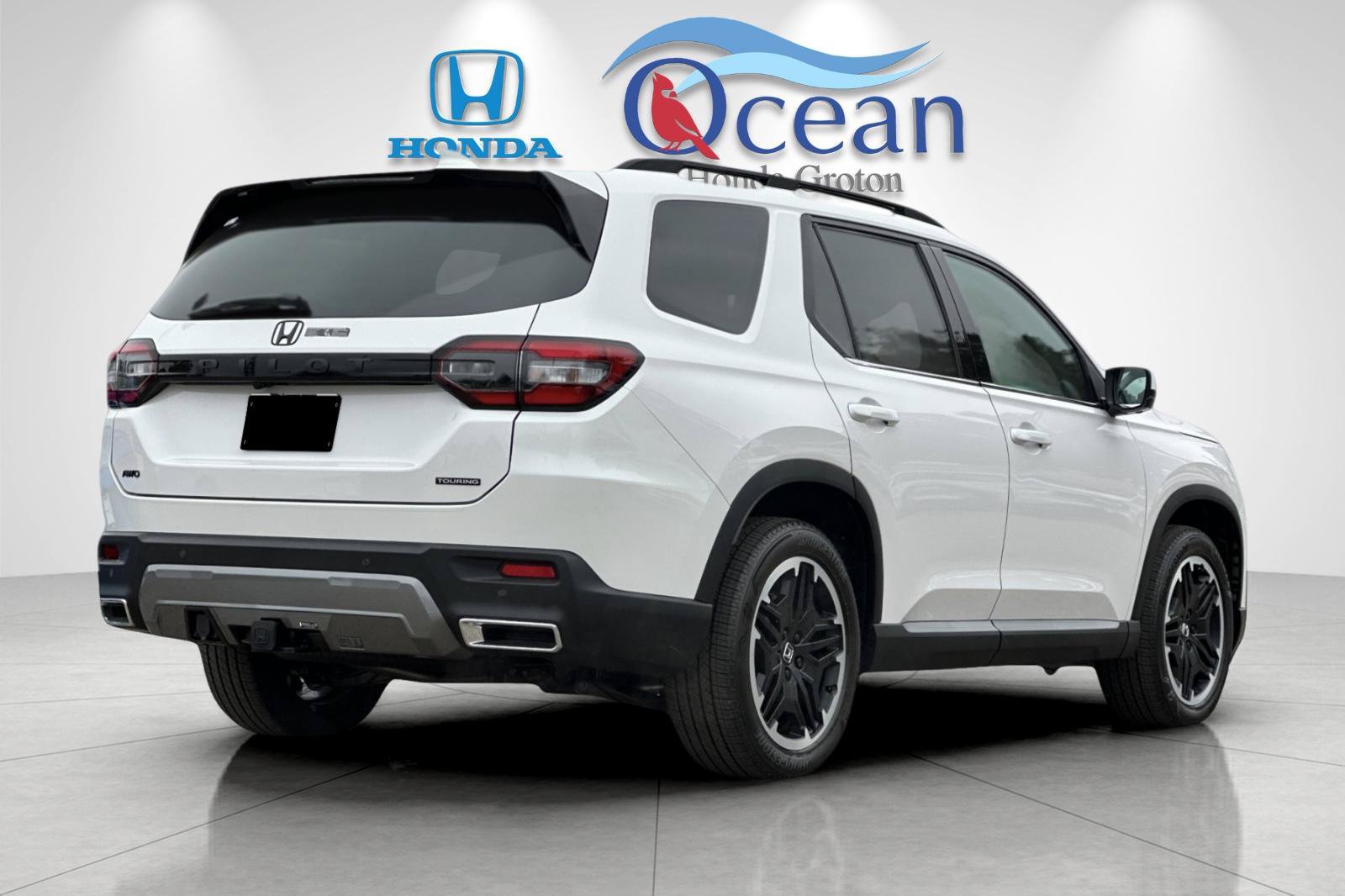 New 2026 Honda Pilot Touring image 5