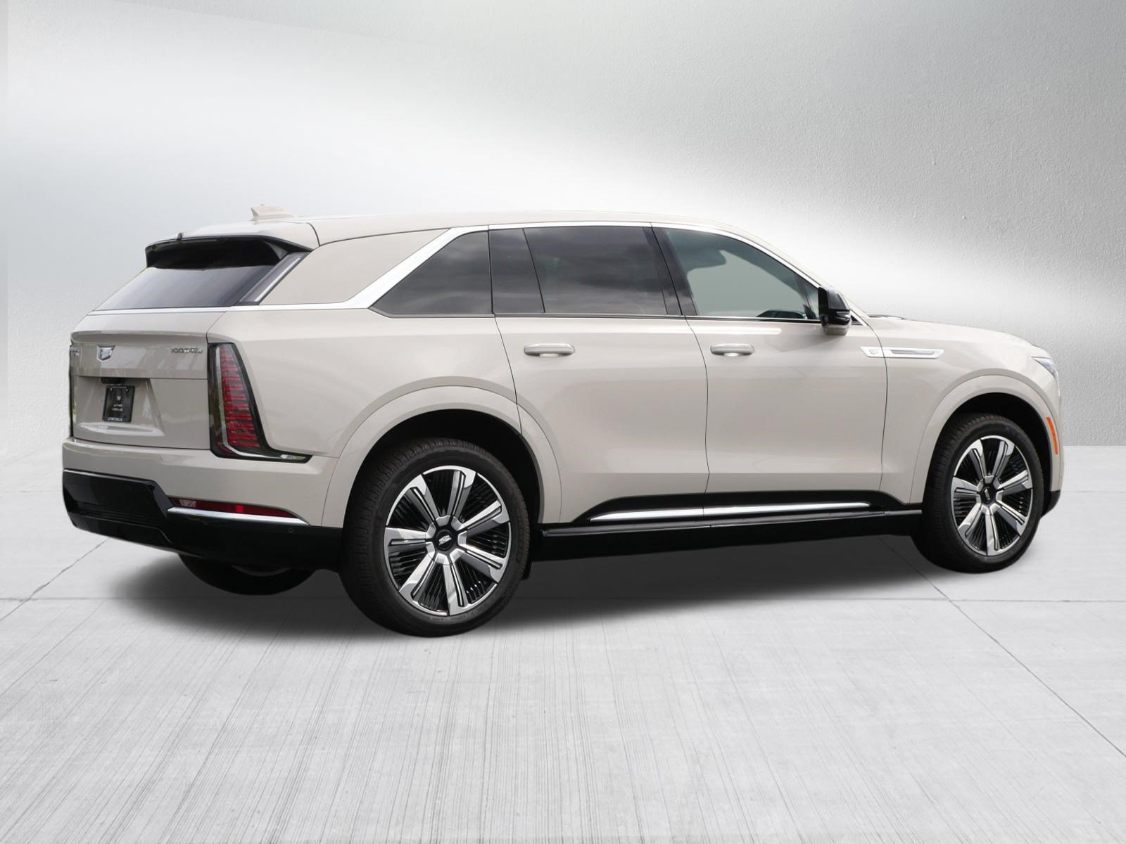 Used 2026 Cadillac Escalade IQ Luxury 1 w/ LPO, Floor Liner Package AWD/4WD image 7