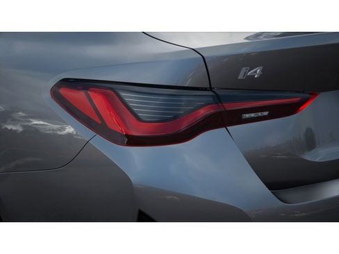 New 2026 BMW i4 eDrive40 image 8