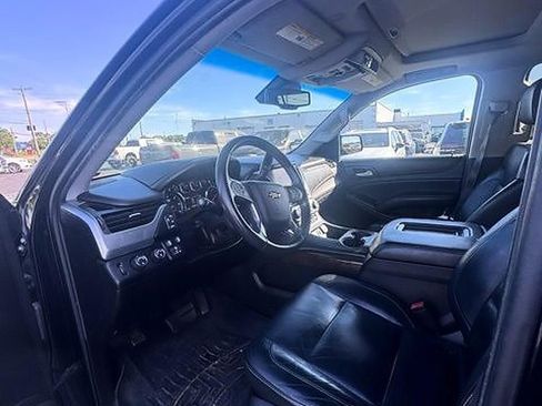 Used 2015 Chevrolet Suburban LT AWD/4WD image 7