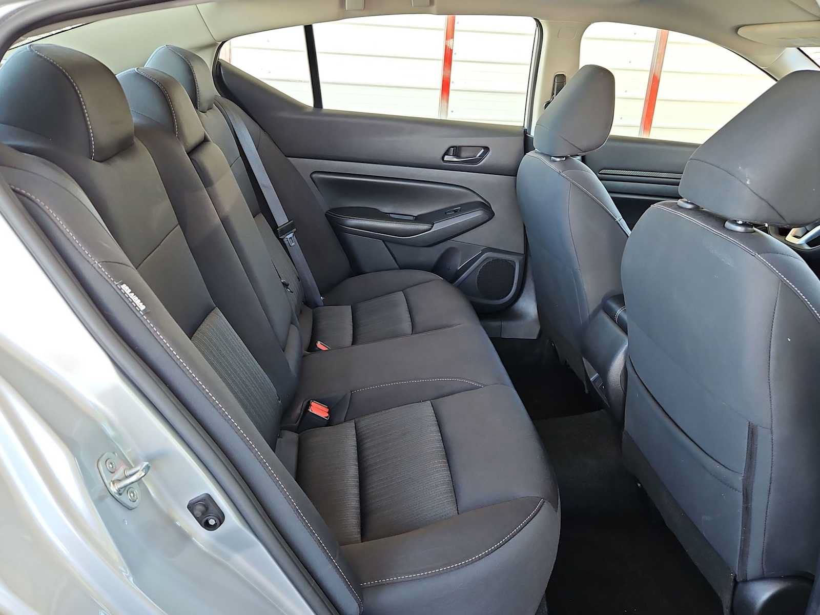 Used 2024 Nissan Altima 2.5 SV FWD image 17