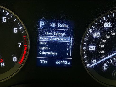 Used 2019 Hyundai Tucson SE AWD/4WD image 12