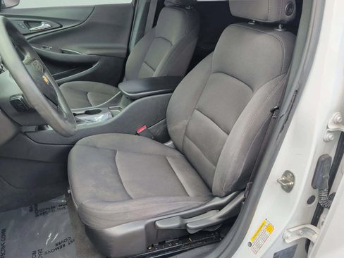 Used 2021 Chevrolet Malibu LS FWD image 13