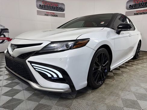 Used 2021 Toyota Camry XSE w/ Navigation Package FWD image 9
