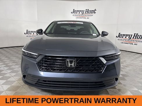 Used 2024 Honda Accord EX image 3