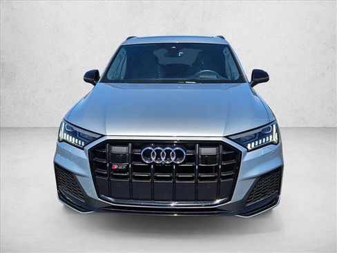 Used 2023 Audi SQ7 Prestige w/ Prestige Package AWD/4WD image 2