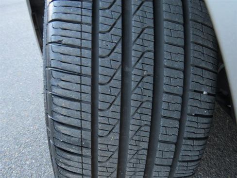 Used 2021 Mercedes-Benz E 350 4MATIC Sedan image 25