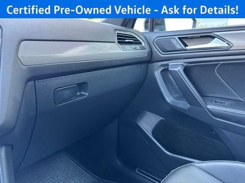 Certified 2024 Volkswagen Tiguan SE R-Line AWD/4WD image 17