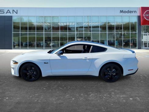 Used 2022 Ford Mustang GT Premium w/ Equipment Group 401A RWD image 8