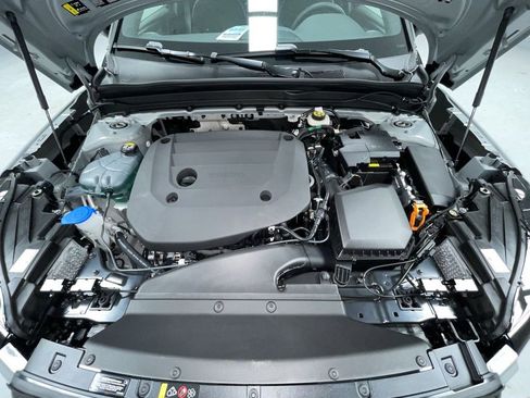 New 2026 Volvo XC40 B5 Ultra w/ Climate Package image 6