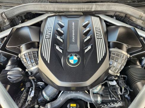 Used 2022 BMW X5 M50i w/ Executive Package AWD/4WD image 33