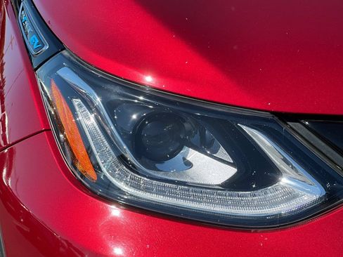Used 2020 Chevrolet Bolt LT FWD image 40