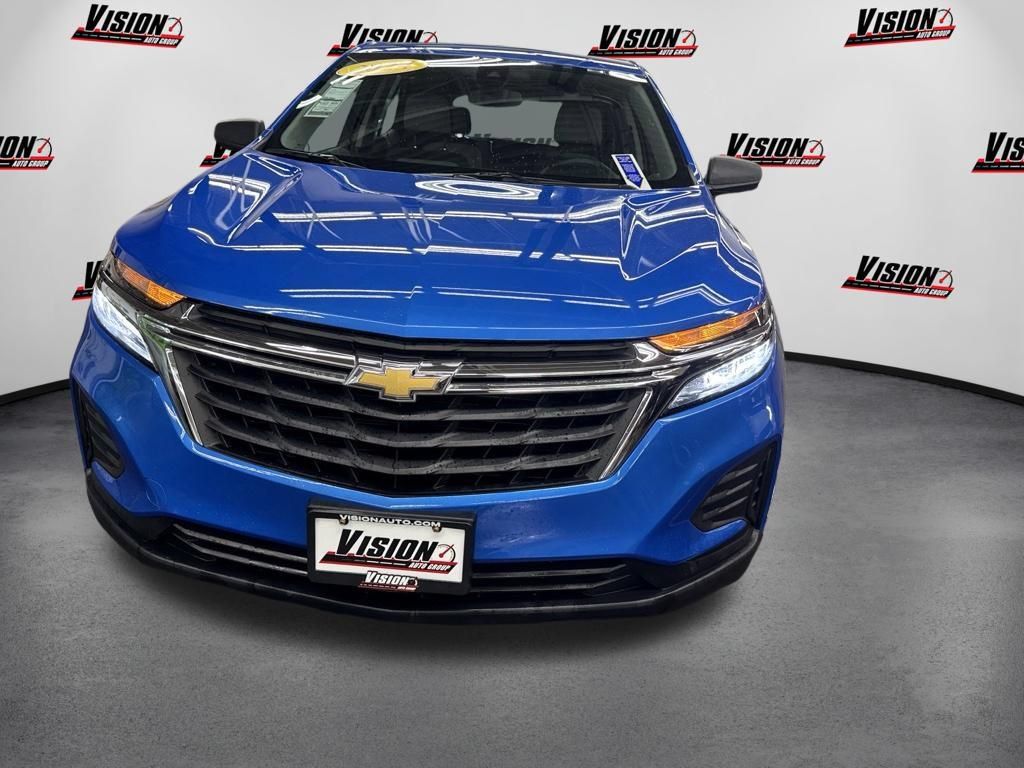 Used 2024 Chevrolet Equinox LS FWD image 2